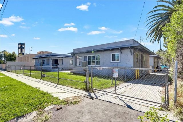 551 W 7th, San Bernardino, CA 92410