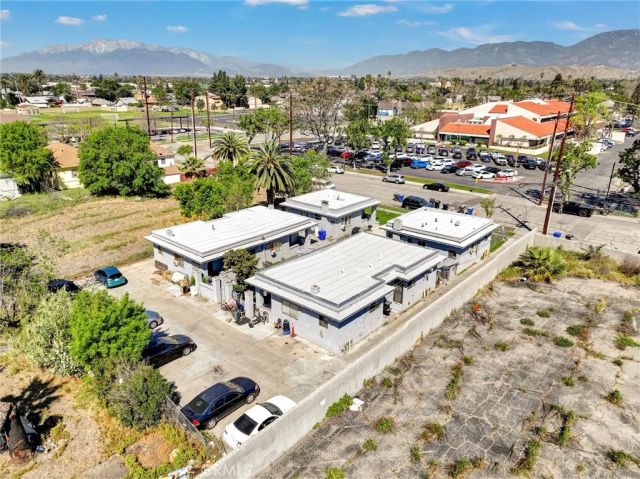 551 W 7th, San Bernardino, CA 92410