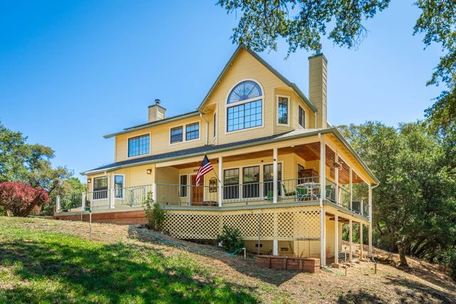 10151 Trauner Ln, Rough And Ready, CA 95975