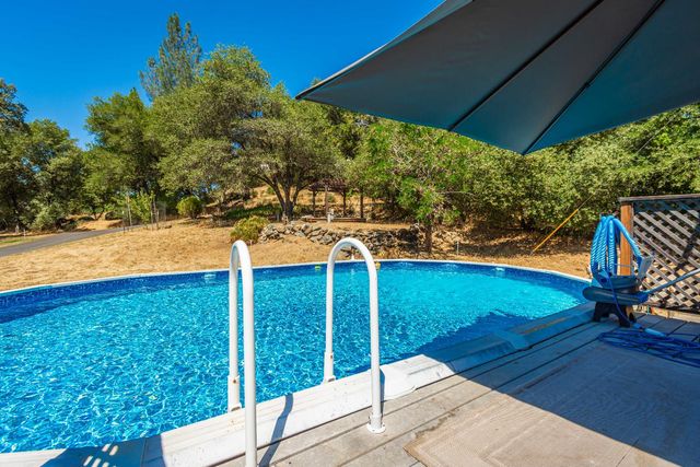 10151 Trauner Ln, Rough And Ready, CA 95975