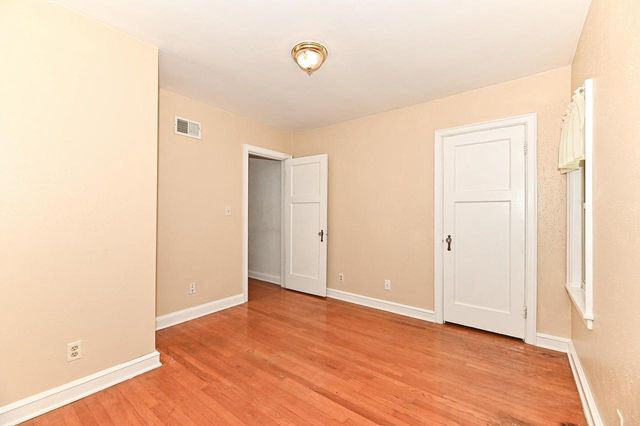 W232N6198 Waukesha AVENUE, Sussex, WI 53089