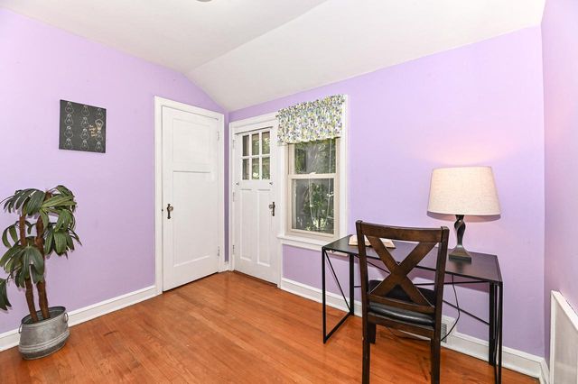 W232N6198 Waukesha AVENUE, Sussex, WI 53089