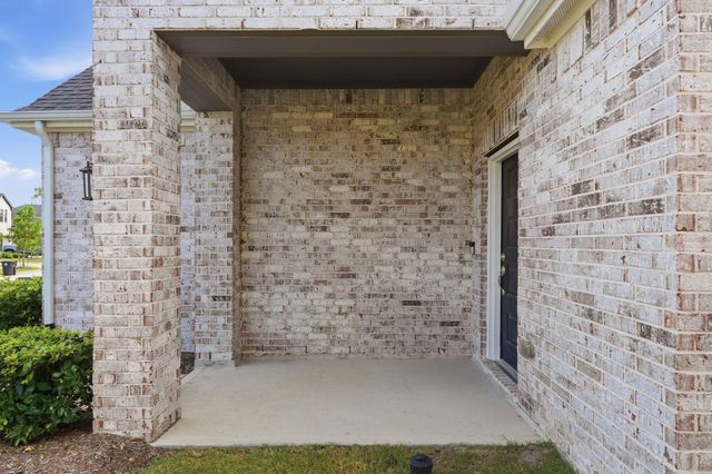 17766 Tree Of Heaven, Conroe, TX 77385