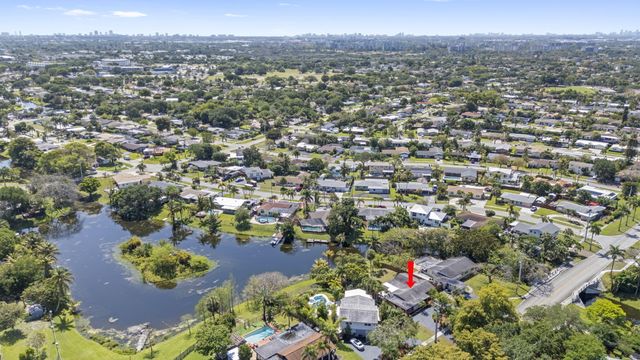 1020 NW 45th Avenue, Coconut Creek, FL 33066