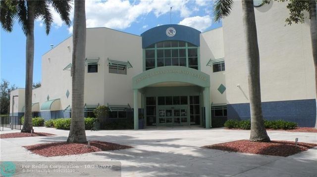 1020 NW 45th Avenue, Coconut Creek, FL 33066