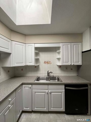 62 Old Hawleyville Road, Bethel, CT 06801