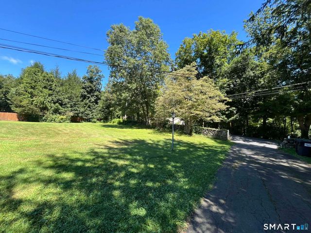 62 Old Hawleyville Road, Bethel, CT 06801