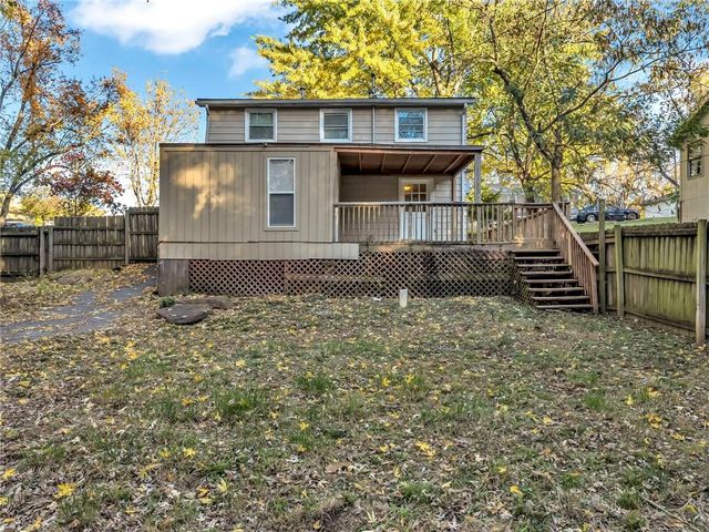 3628 N Flora Avenue, Kansas City, MO 64116