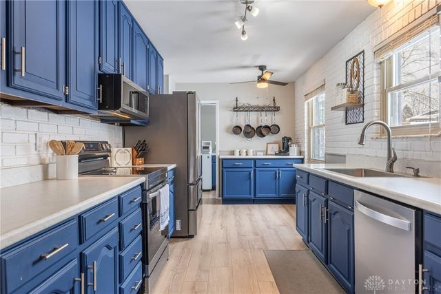 9742 Stagecoach Drive, Centerville, OH 45458