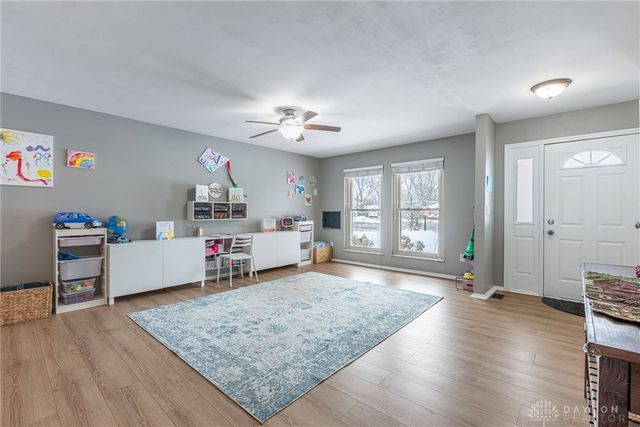 9742 Stagecoach Drive, Centerville, OH 45458