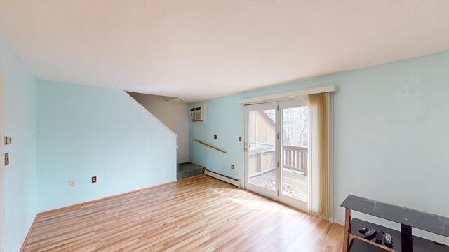 127 Cortland Circle 127, Leominster, MA 01453