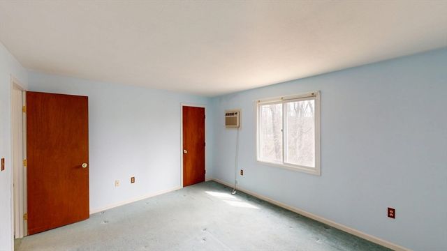 127 Cortland Circle 127, Leominster, MA 01453