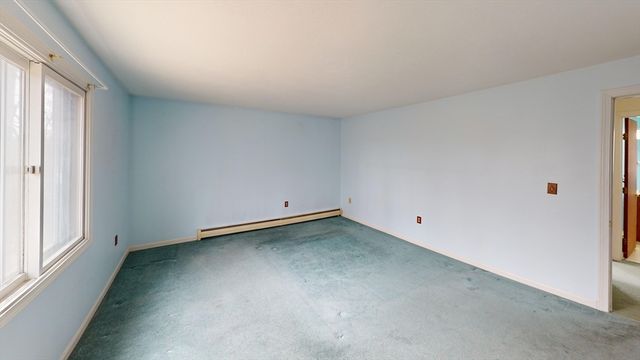 127 Cortland Circle 127, Leominster, MA 01453