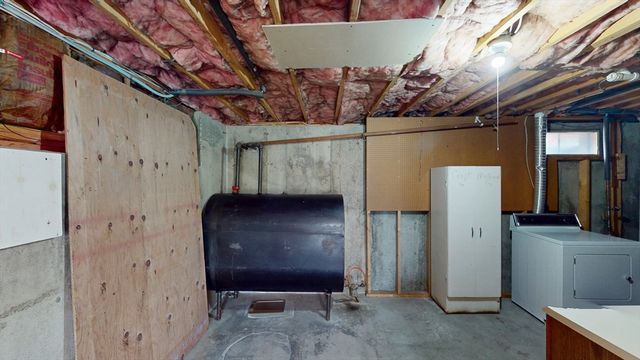 127 Cortland Circle 127, Leominster, MA 01453