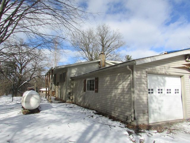 10378 Mckinley Road, Montrose, MI 48457