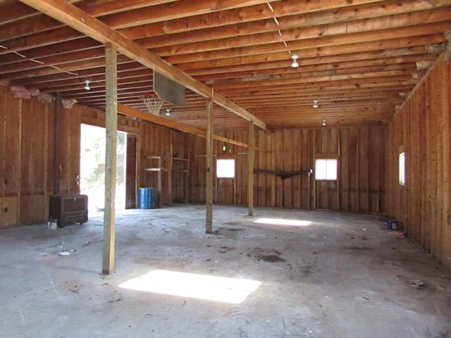 10378 Mckinley Road, Montrose, MI 48457