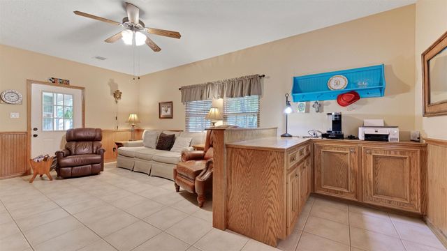 8199 Hills Parkway, Montgomery, TX 77316