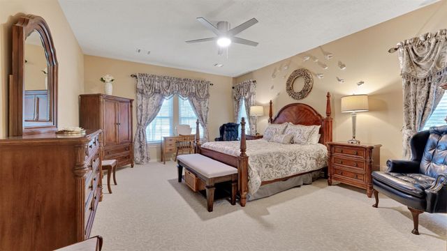 8199 Hills Parkway, Montgomery, TX 77316