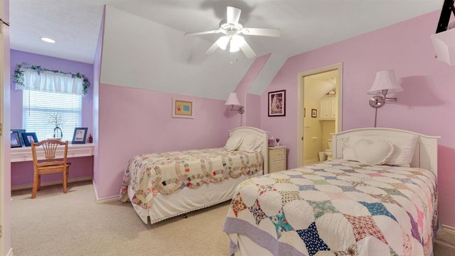 8199 Hills Parkway, Montgomery, TX 77316