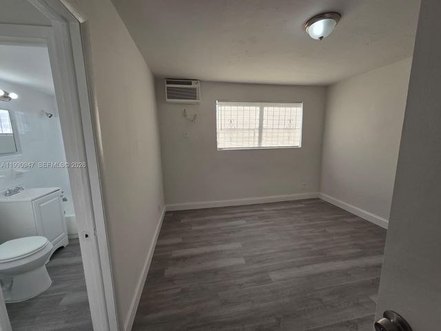 1628 SW 7th St 4, Miami, FL 33135