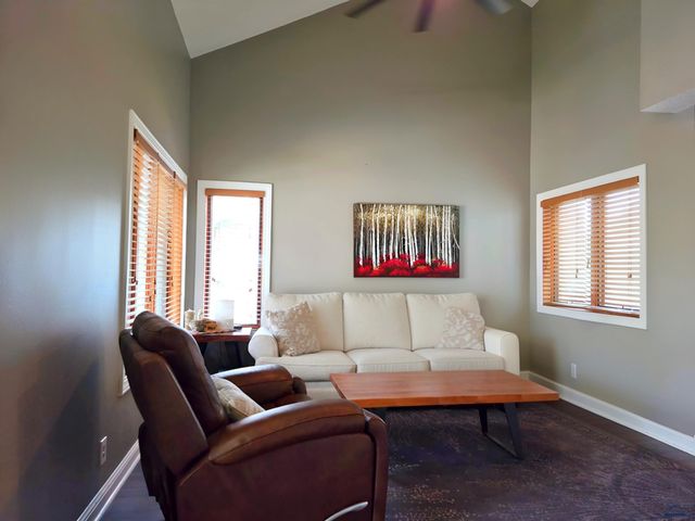 1225 CLOVER RIDGE CT, Rapid City, SD 57701