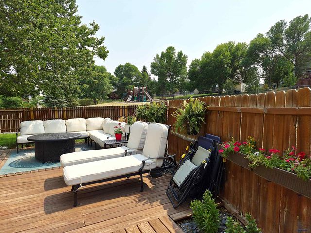 1225 CLOVER RIDGE CT, Rapid City, SD 57701