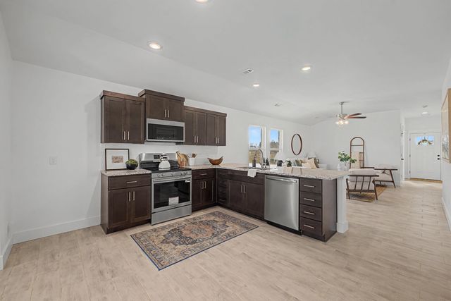 1005 W Pebblebrooke Drive, Ozark, MO 65721
