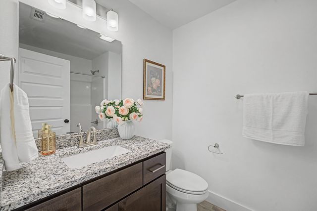 1005 W Pebblebrooke Drive, Ozark, MO 65721