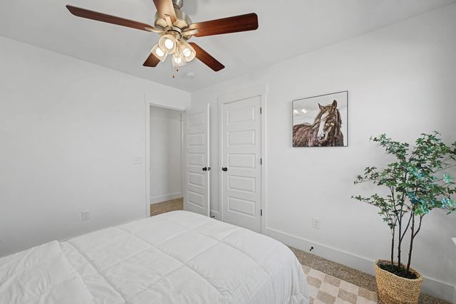 1005 W Pebblebrooke Drive, Ozark, MO 65721