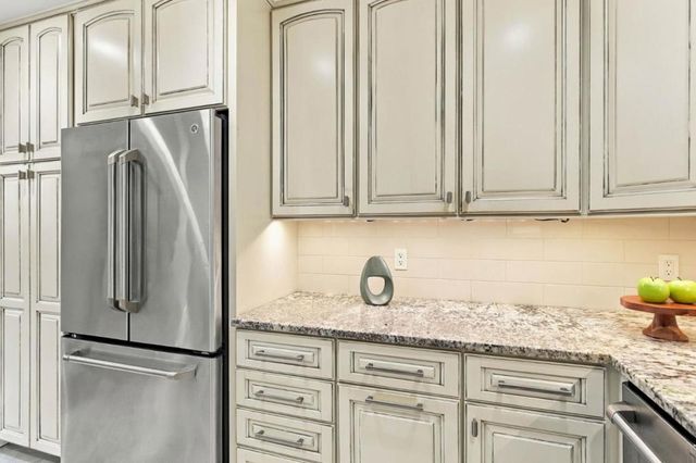 202 Hiller Street, Belmont, CA 94002