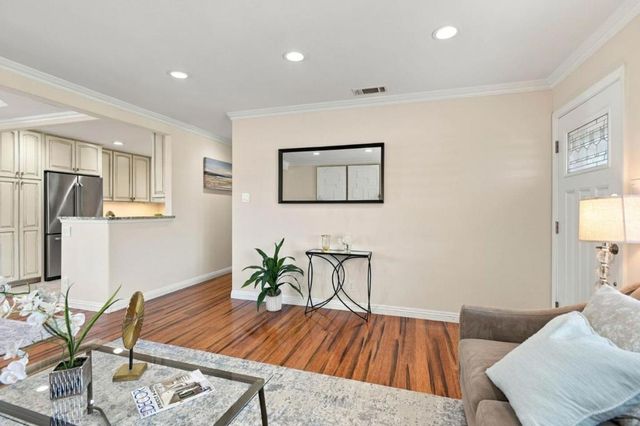 202 Hiller Street, Belmont, CA 94002
