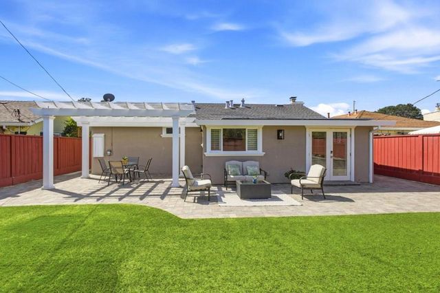 202 Hiller Street, Belmont, CA 94002