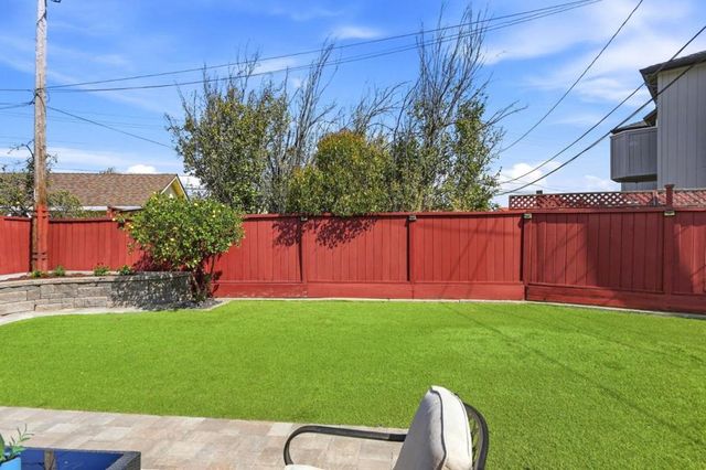 202 Hiller Street, Belmont, CA 94002