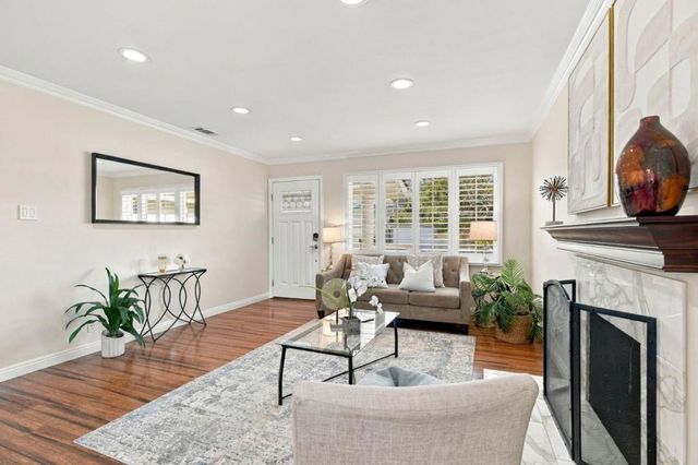 202 Hiller Street, Belmont, CA 94002