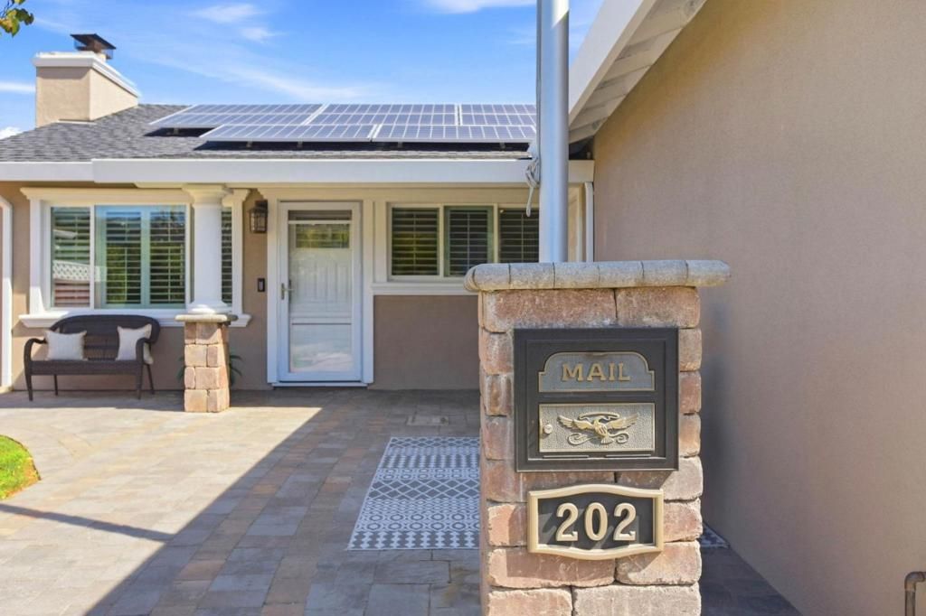 202 Hiller Street, Belmont, CA 94002