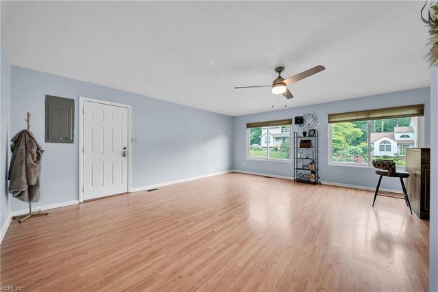 106 Copperfield, Williamsburg, VA 23185