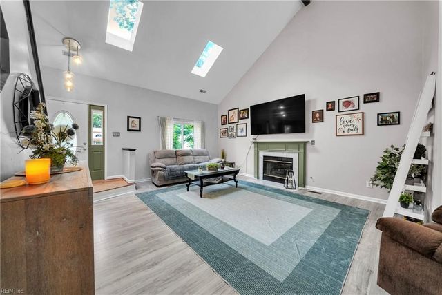 106 Copperfield, Williamsburg, VA 23185