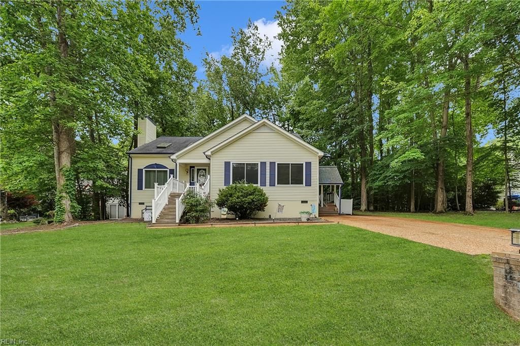 106 Copperfield, Williamsburg, VA 23185
