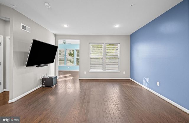 8279 MEADOWOOD DR, Hanover, MD 21076