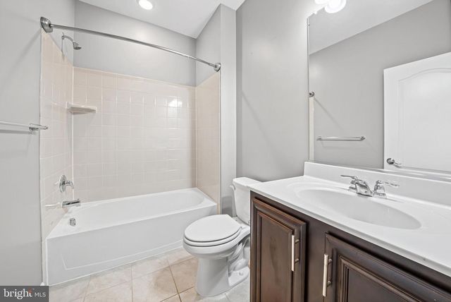 8279 MEADOWOOD DR, Hanover, MD 21076