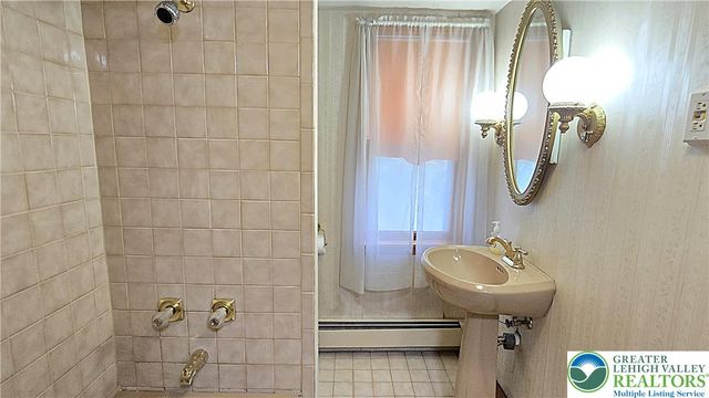 3214 South Front Street, Whitehall Twp, PA 18052