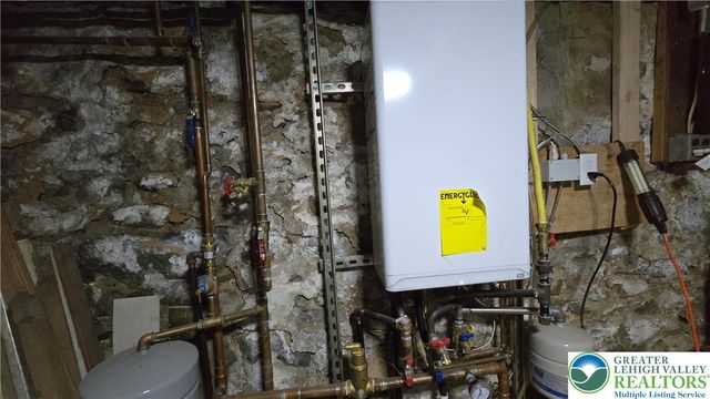 3214 South Front Street, Whitehall Twp, PA 18052