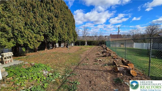 3214 South Front Street, Whitehall Twp, PA 18052