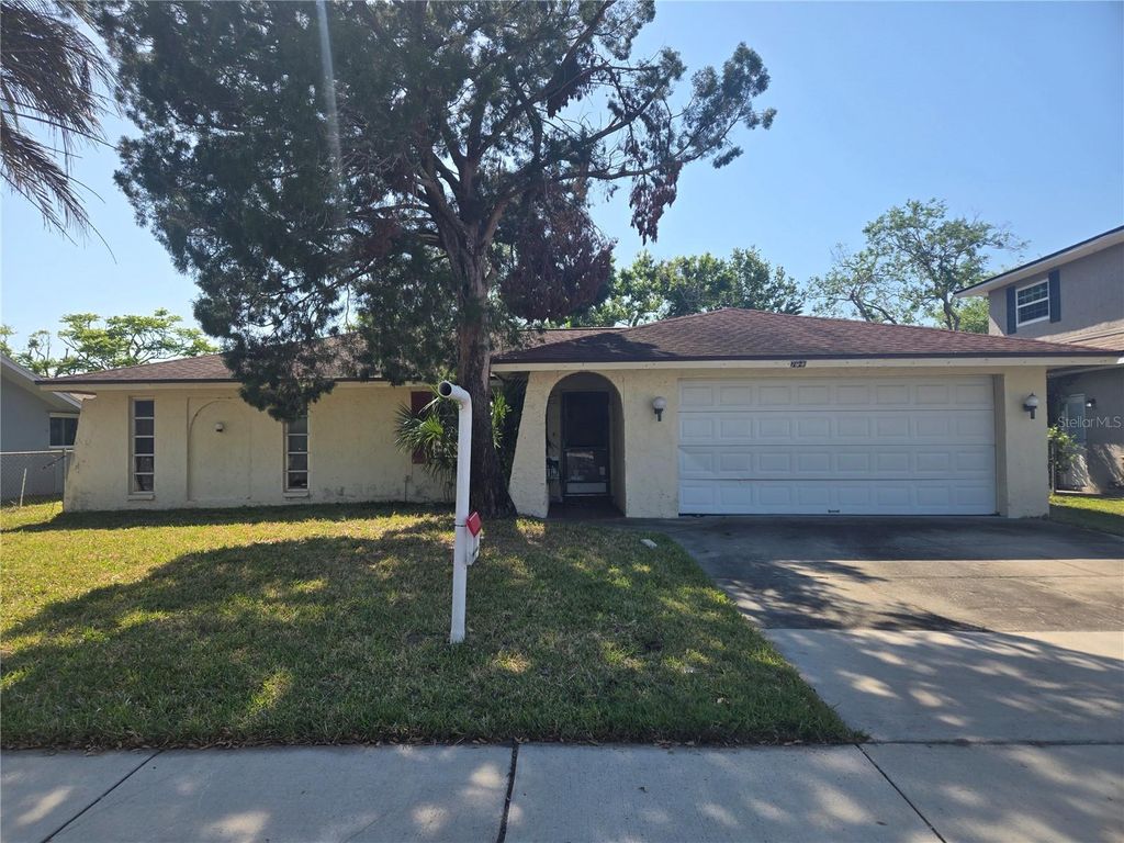 704 LEMONWOOD DRIVE, Oldsmar, FL 34677