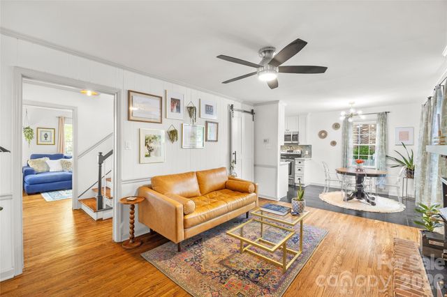 3400 Erinbrook Lane, Charlotte, NC 28215