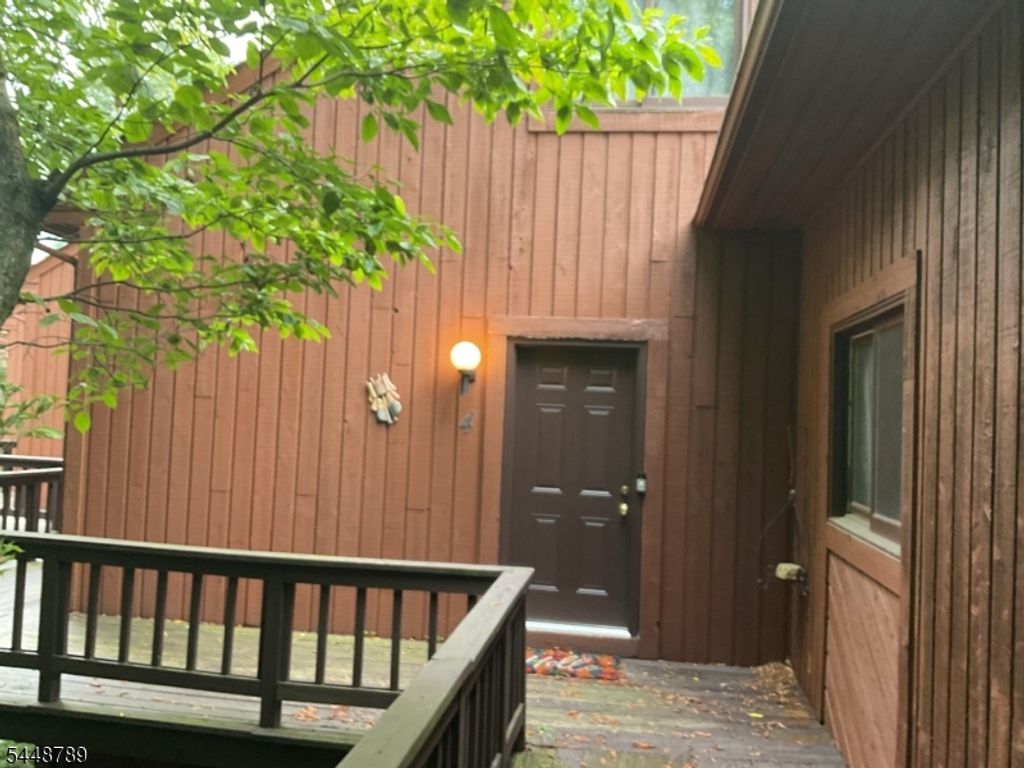 13 Great Gorge Dr 4, Vernon Twp., NJ 07462 — photo 4