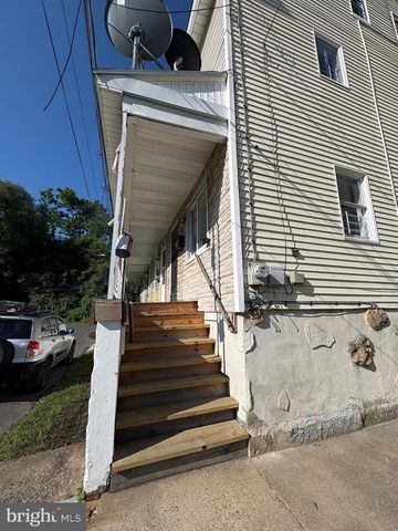 204 3RD ST, Ranshaw, PA 17866