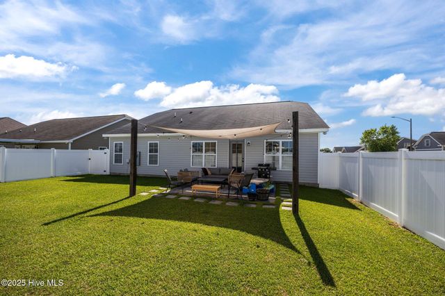 2520 Saphire Court, Winterville, NC 28590
