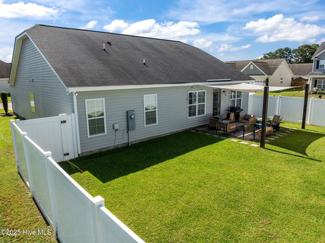 2520 Saphire Court, Winterville, NC 28590