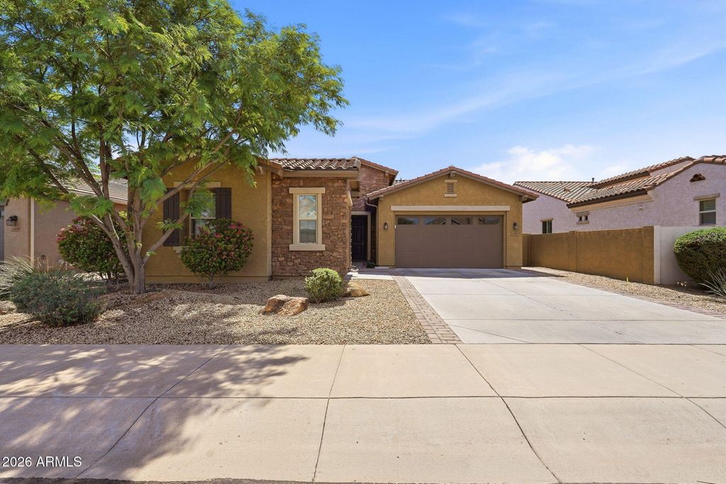 16167 W MONTEROSA Street, Goodyear, AZ 85395 — photo 2